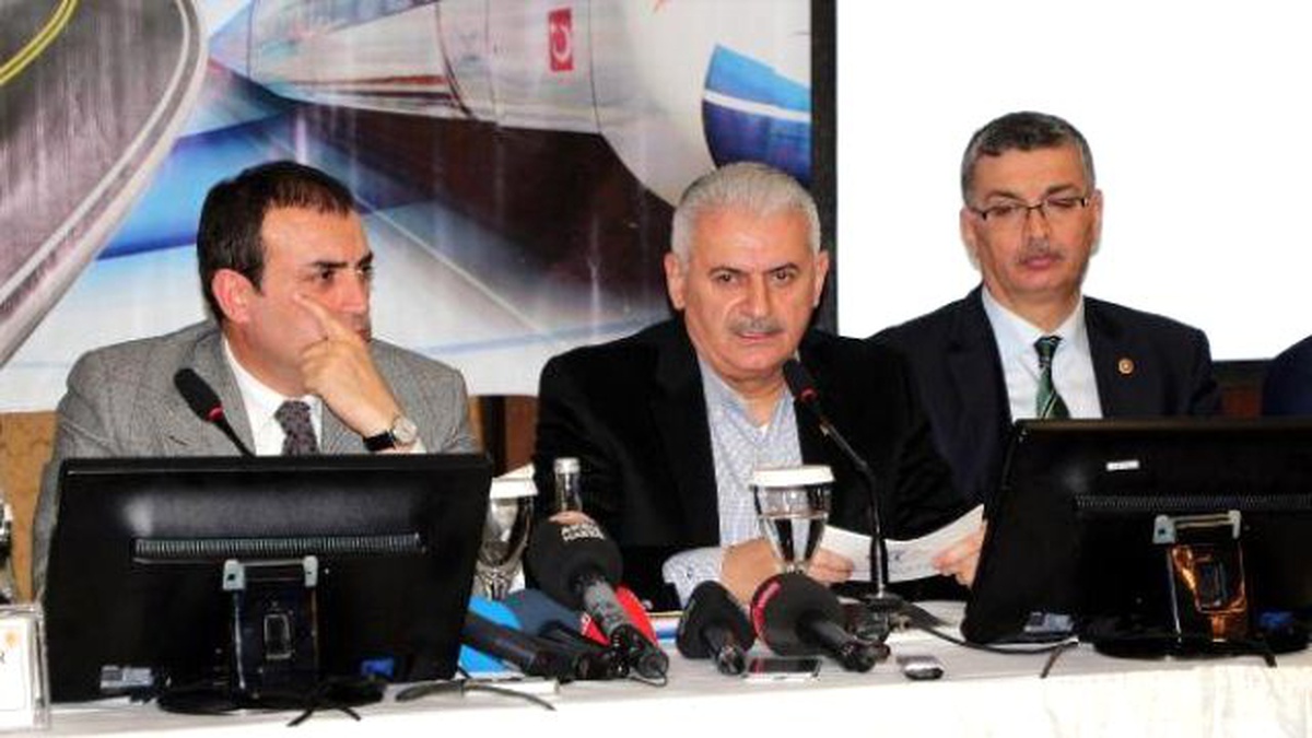Bakan Yıldırım: Bu Milleti Bölmeye Çalışanlar Havasını Alır