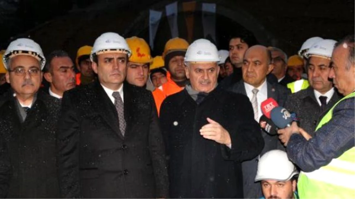 Bakan Yıldırım: Bu Milleti Bölmeye Çalışanlar Havasını Alır (2)