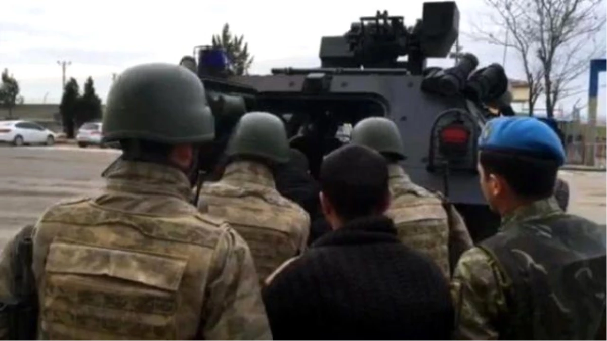 Diyarbakır\'ın Bismil İlçesi\'nde 2 Ydgh Üyesi Tutuklandı