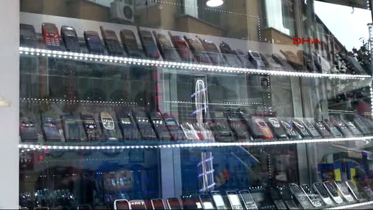 Elazığ Bu da Cep Telefonu Koleksiyoncusu