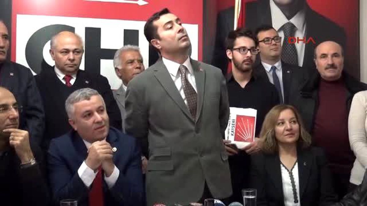 Kayseri Chp?li Arık, Parti Binasına Kaset Bırakanları Çay İçmeye Davet Etti
