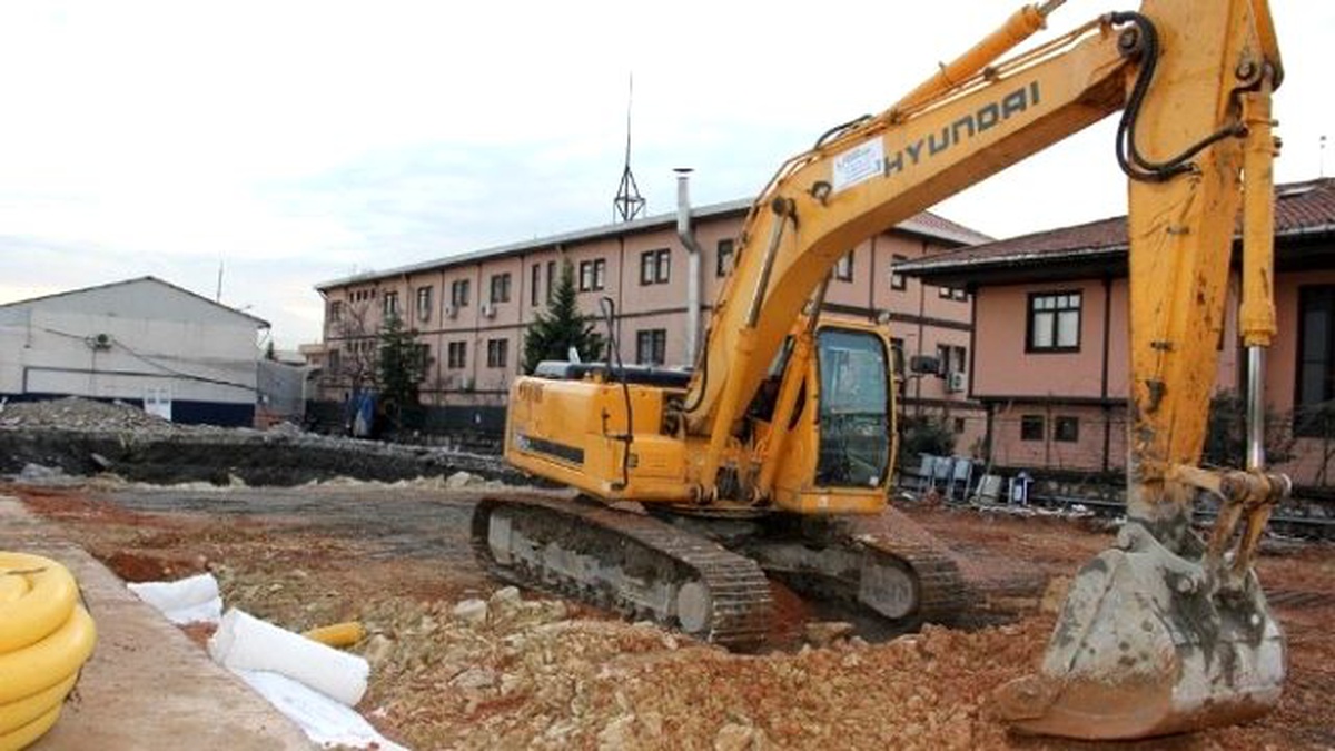 Kocaeli Büyükşehir Otobüs Garajına İdari Bina Yapılıyor