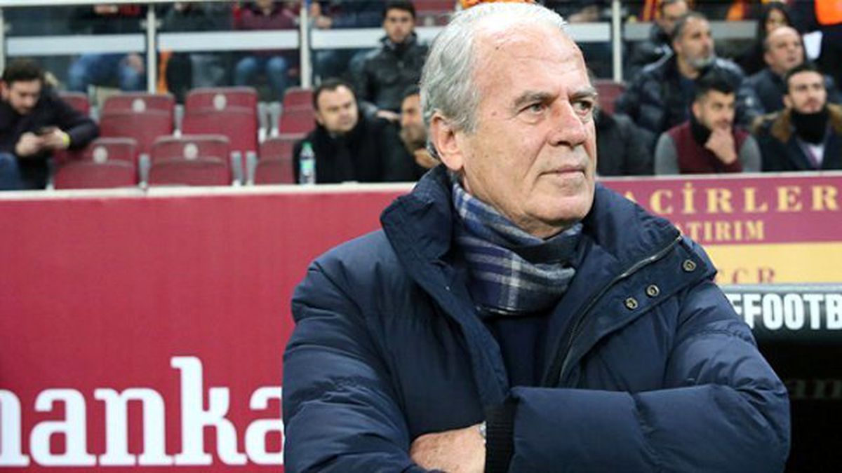Mustafa Denizli: Transfer Yapmayacağız