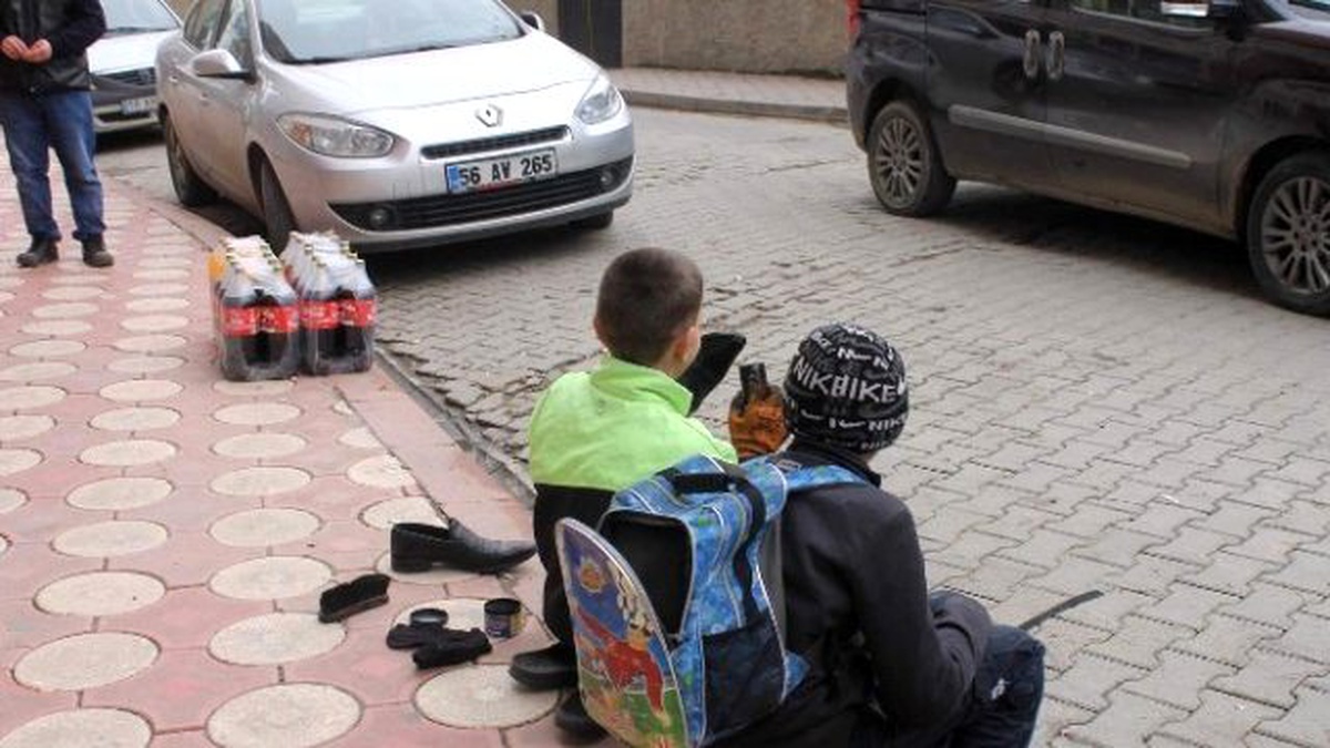 Sömestr Tatilini Çalışarak Geçiriyorlar