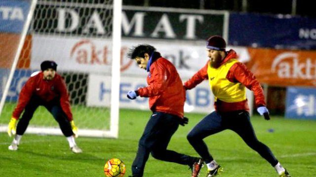 Trabzonspor\'da Muhammet Demir Antrenmana Çıktı