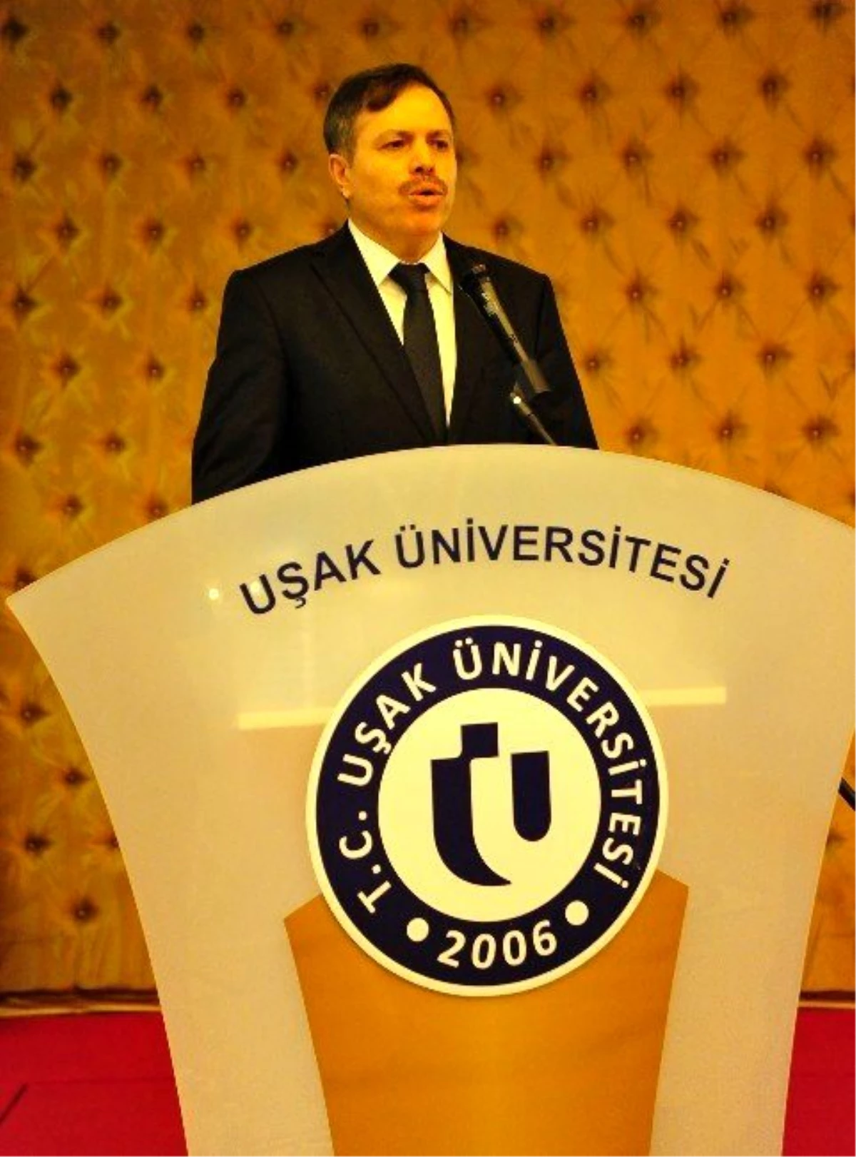 Uşak Üniversitesi Kuruluşunun 10. Yılını Kutladı