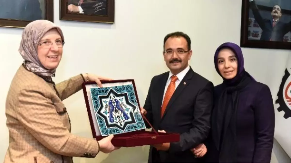 Bakan Ramazanoğlu'ndan Uşak'a Açık Çek