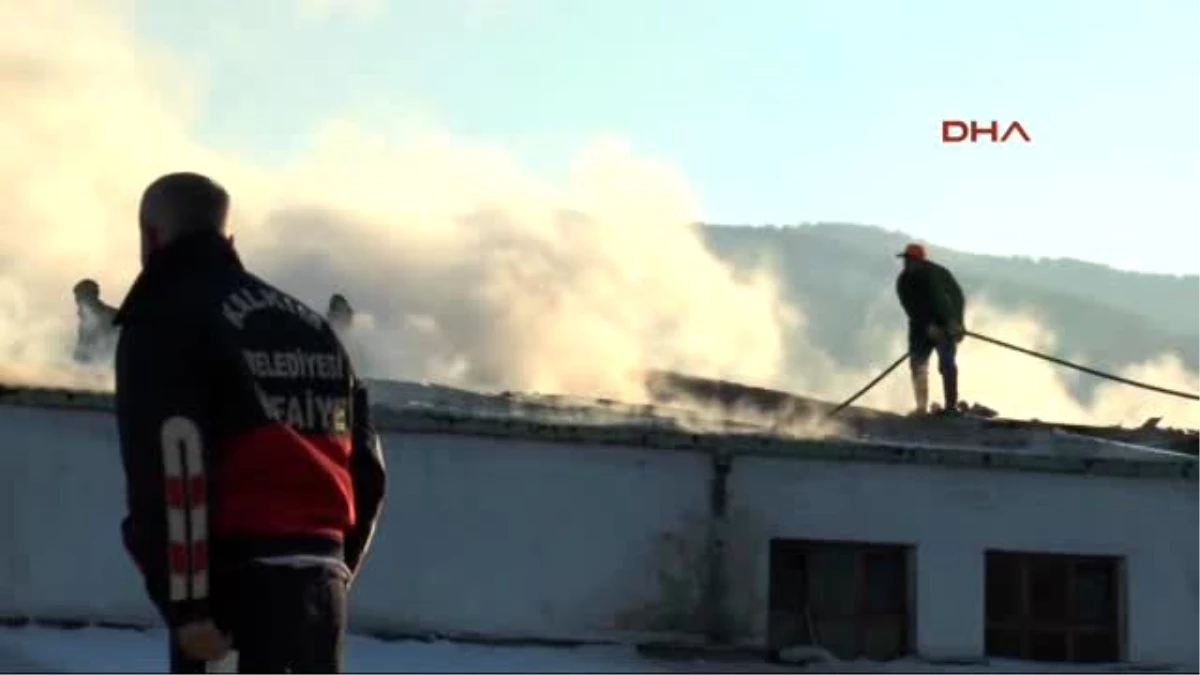 Çanakkale - Yenice\'de Balık İşleme Tesisinde Korkutan Yangın