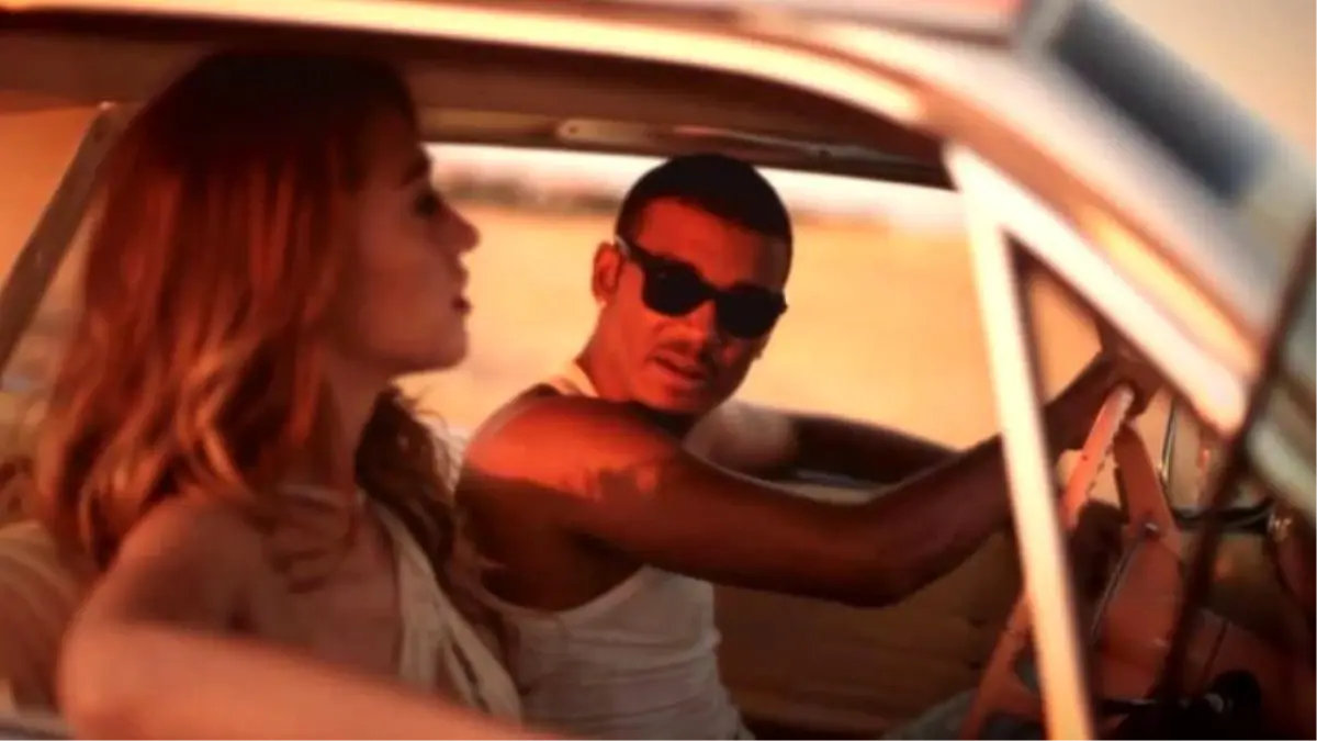 Efecan Dianzenza Kimdir?