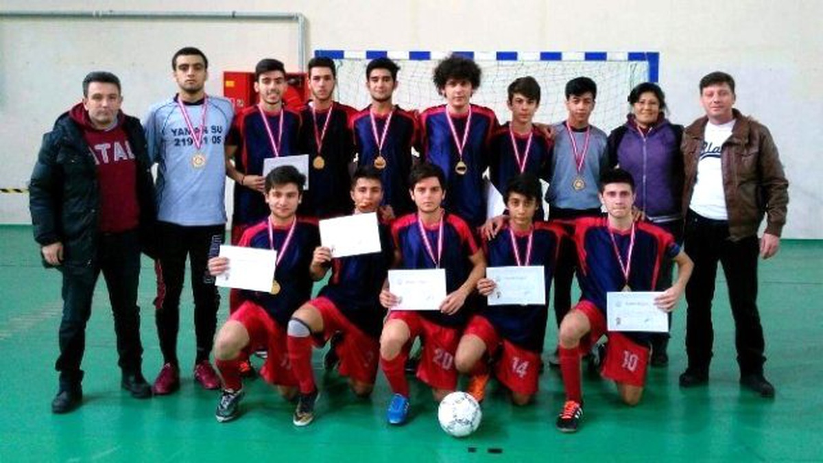 Efeler Atatürk Anadolu Lisesi, Aydın\'ı Yarı Finalde Temsil Edecek