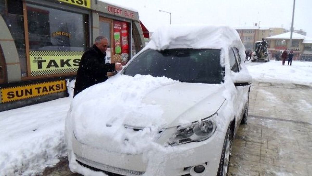 Erzincan\'da Yoğun Kar Yağışı