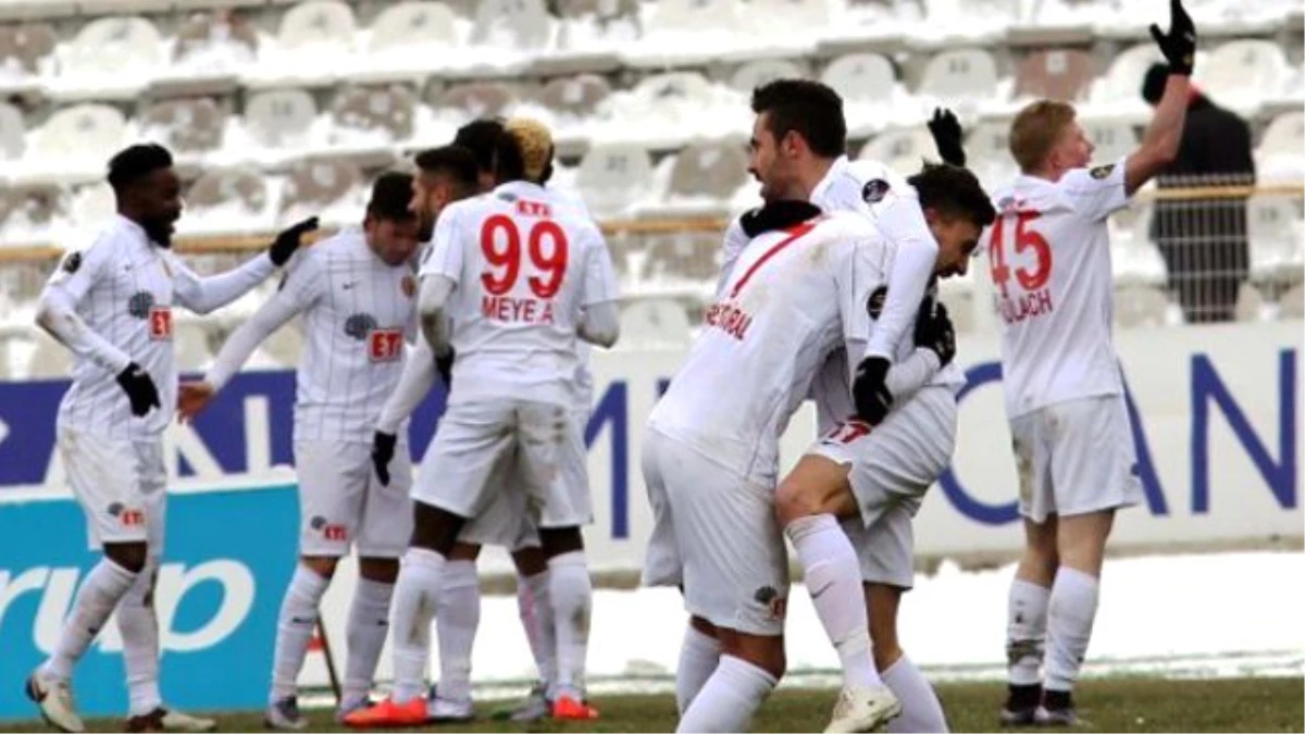 Eskişehirspor Medicana Sivasspor\'u 2-1 Yendi