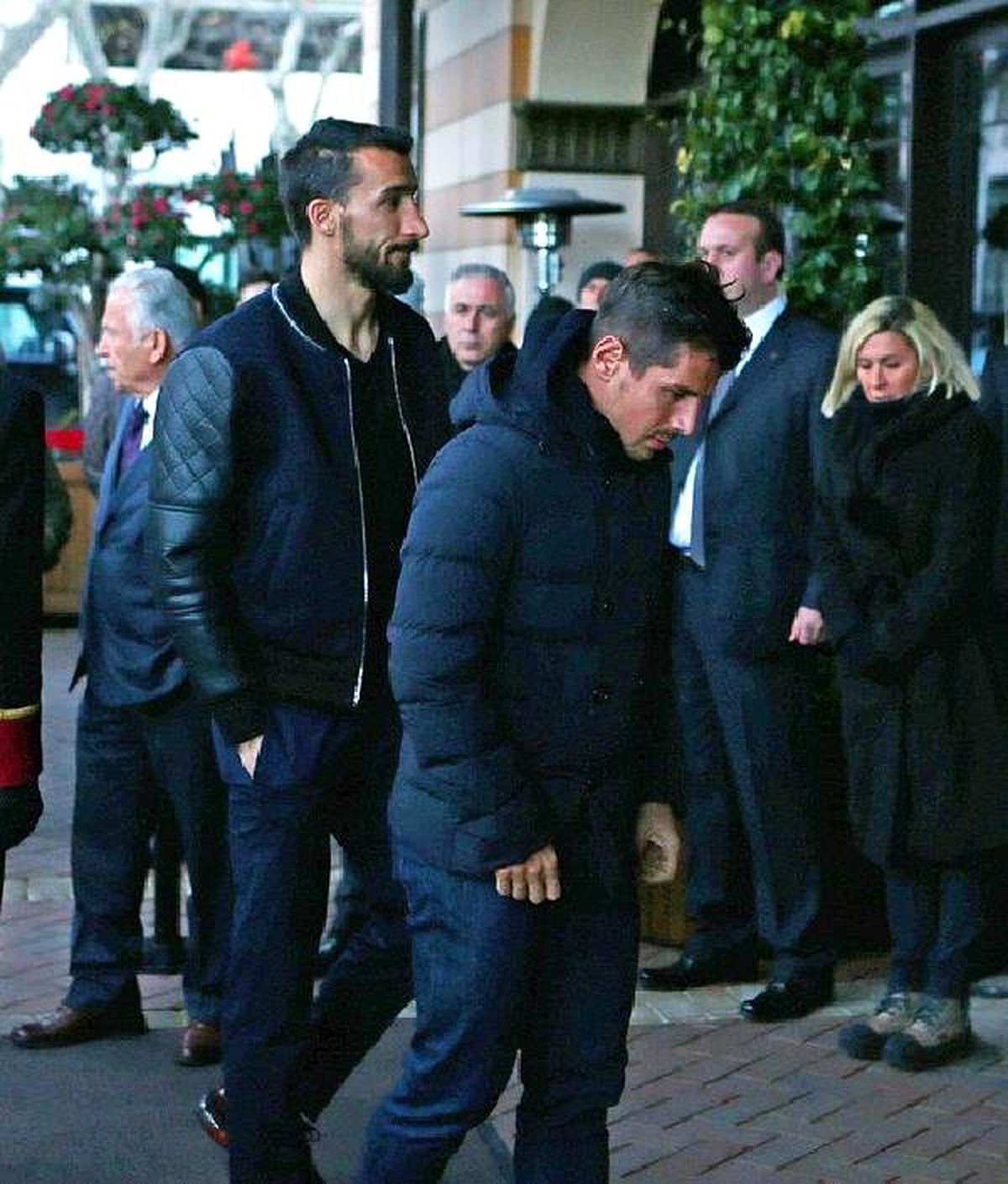 Fenerbahçe Başkanı Aziz Yıldırım, Koç Ailesi\'ne Taziyelerini İletti