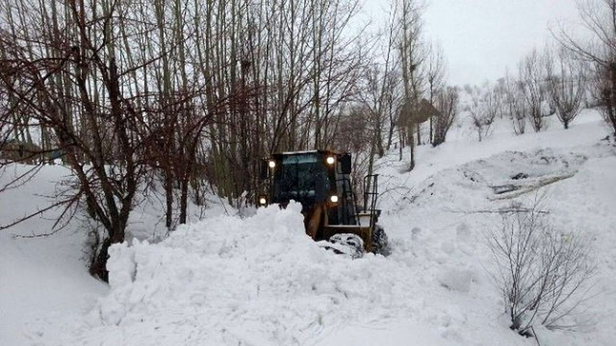 Hakkari\'de 66 Köy Yolu Ulaşıma Kapandı