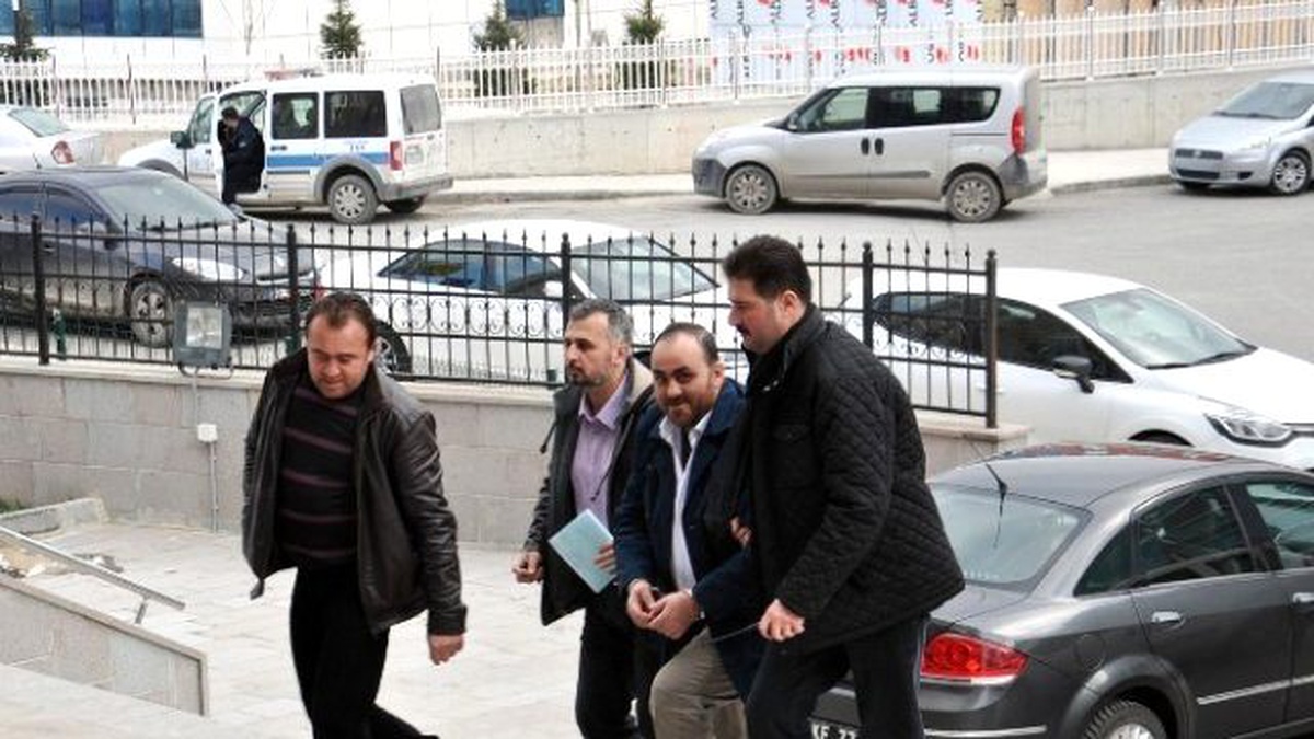 Hakkında Yakalama Emri Bulunan Belediye Eski Çalışanı Gözaltına Alındı