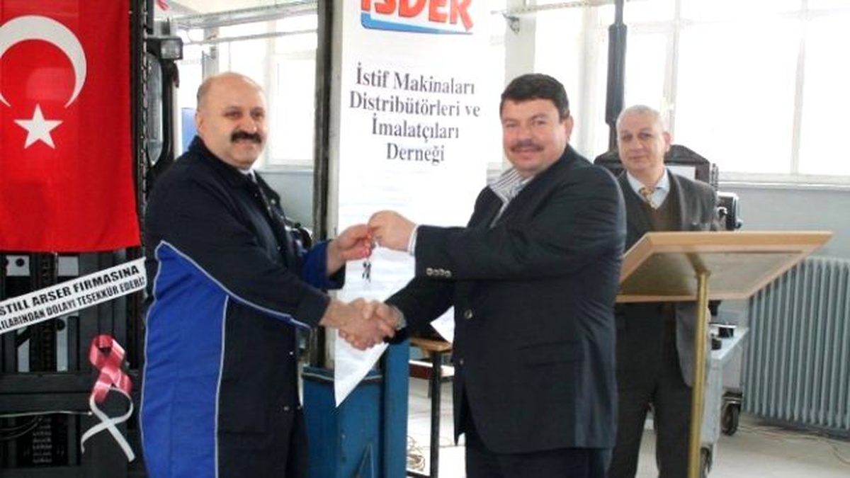 Şkö Mesleki ve Teknik Anadolu Lisesine Eğitim Aracı Hibe Edildi