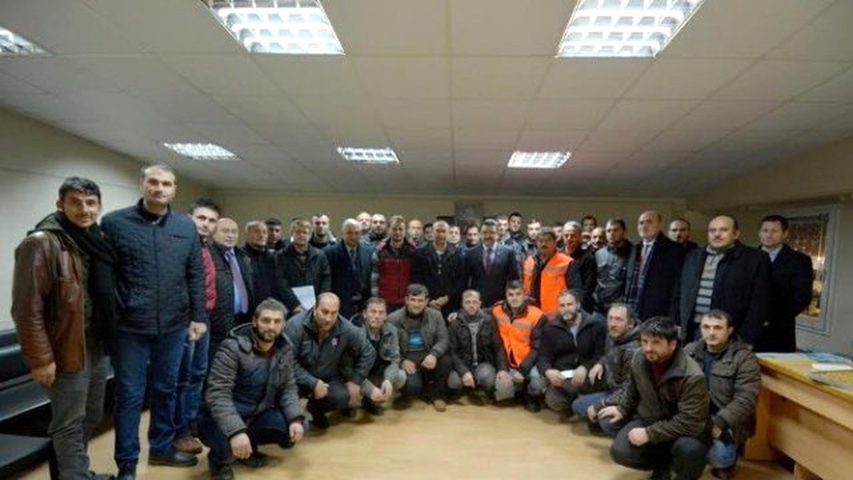 Trabzon\'da Kar Yağışı Ulaşımı Olumsuz Etkiliyor