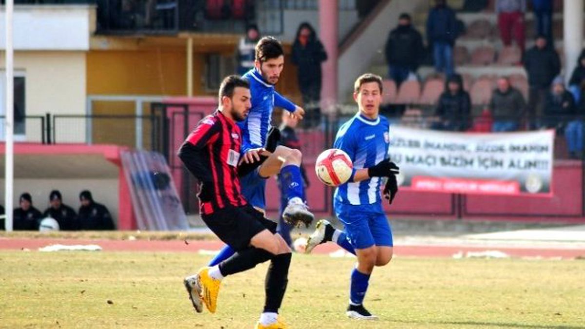 Uşak Derbisini Utaş Uşakspor Kazandı