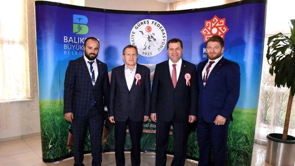 Yağlı Güreşin Kalbi Balıkesir\'de Attı