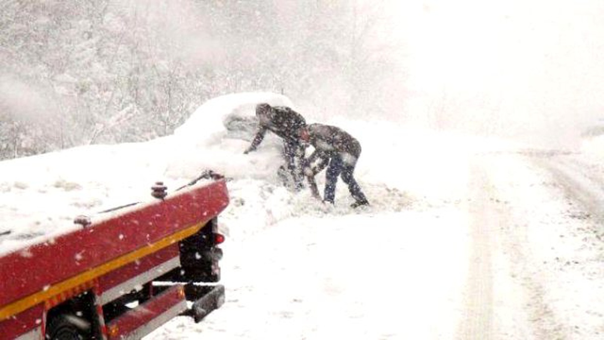 Zonguldak\'ta Kar Yaşamı Olumsuz Etkiledi (2)