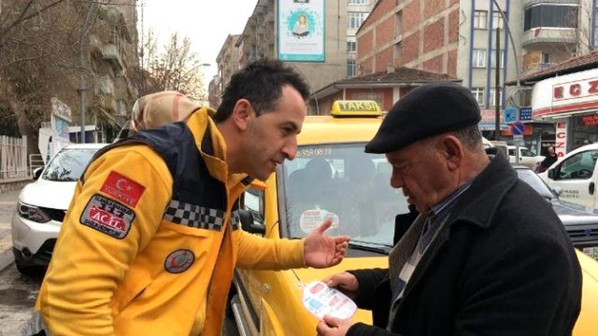 112 Acil Ekipleri, Taksici ve Servis Şoförlerini Ziyaret Etti