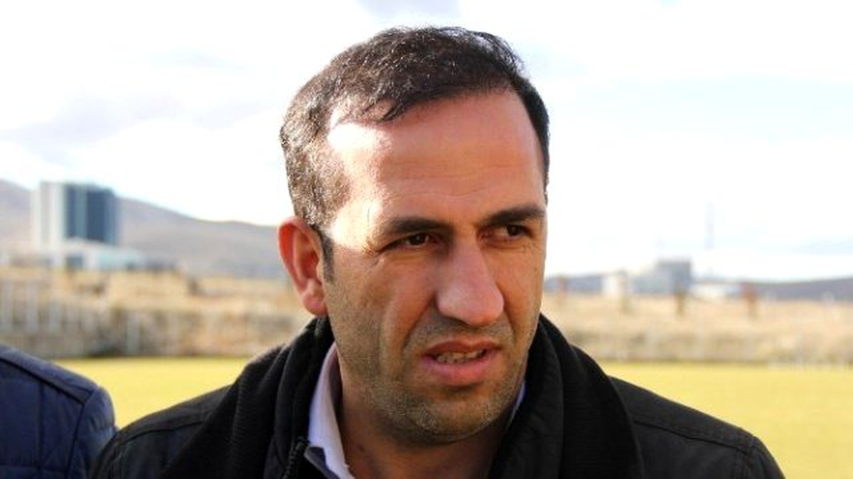 Adil Gevrek\'ten Camiaya Önemli Mesajlar