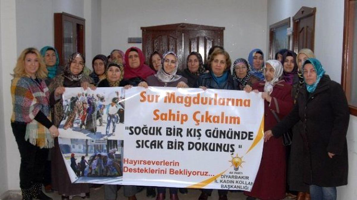AK Parti\'li Kadınlardan Sur\'dan Göç Eden Ailelere Yardım Kampanyası