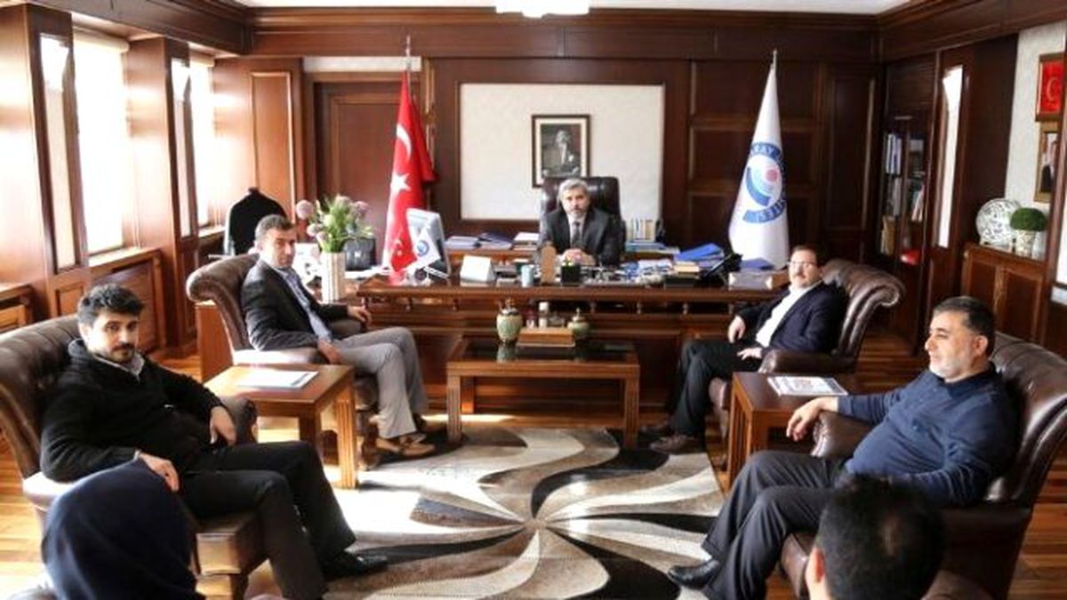 AK Parti Merkez İlçe Yönetiminden Üniversiteye Ziyaret