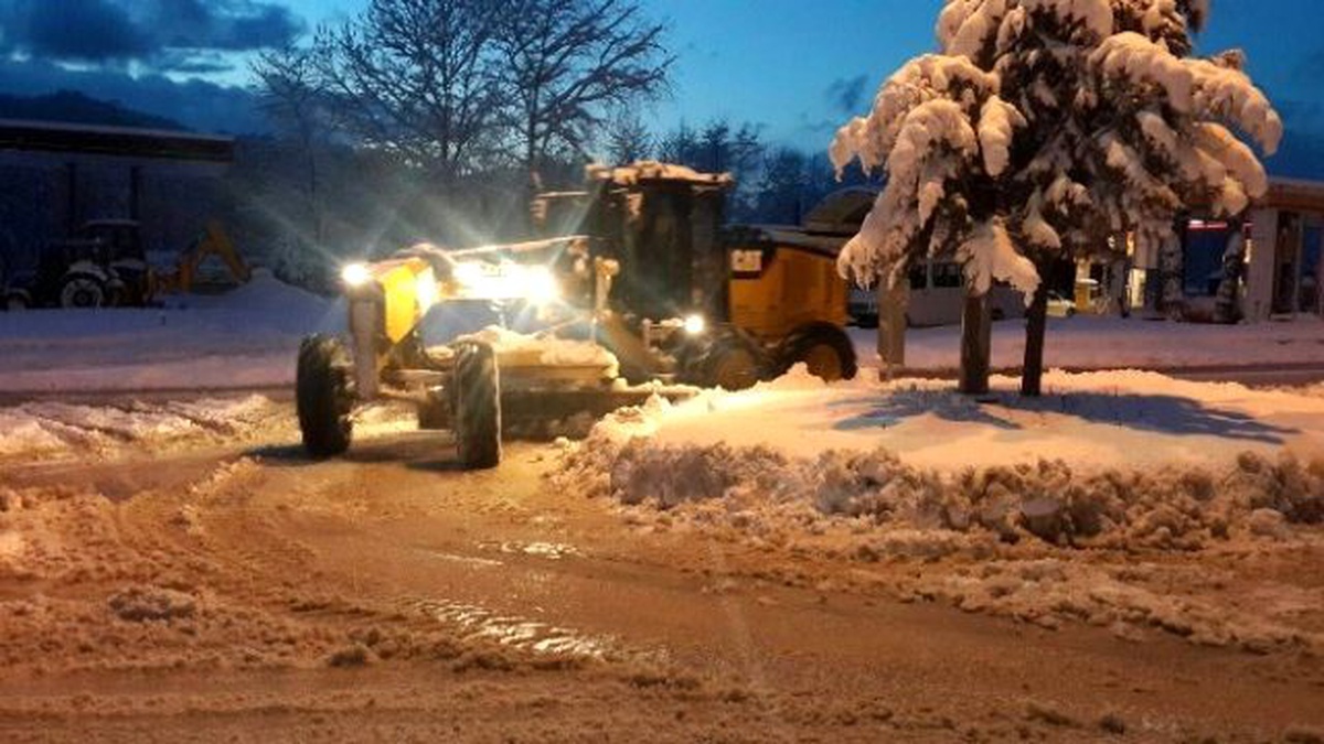 Akçakoca Belediyesi Tüm Ana Arterleri Açtı