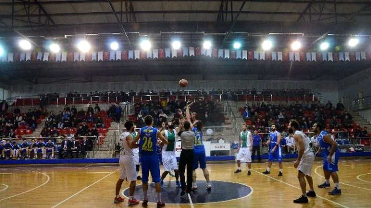 Basketbolda Büyük Başarı