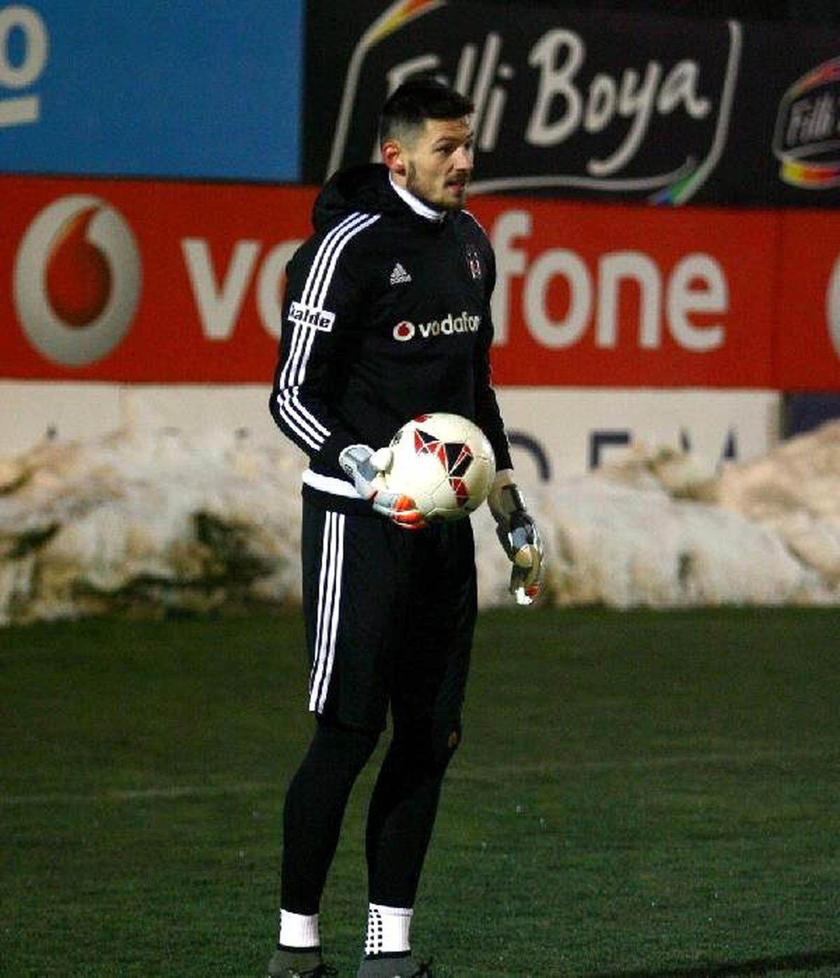 Beşiktaş\'ta Yeni Transferler İlk İdmanına Çıktı