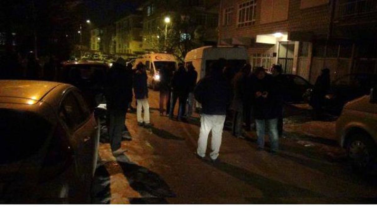 Cinnet Getiren Baba Ailesini Katledip İntihar Etti: 4 Ölü, 2 Yaralı