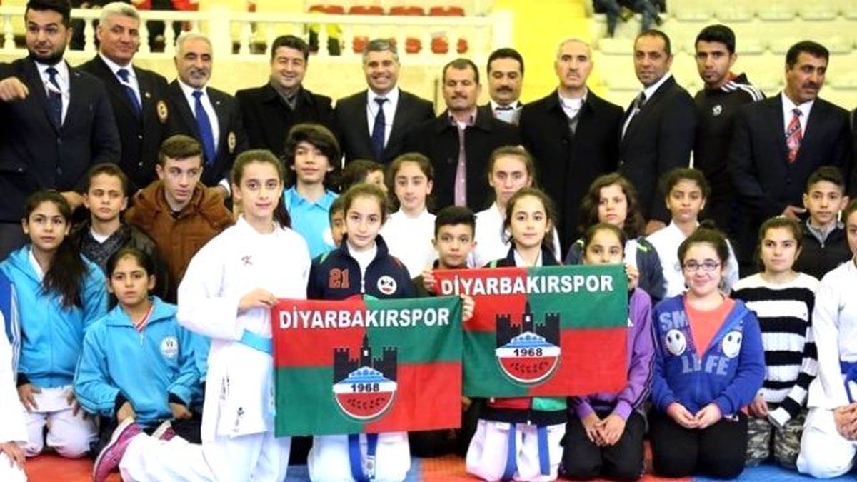 Diyarbekirsporlu Karateciler Madalya ile Döndü