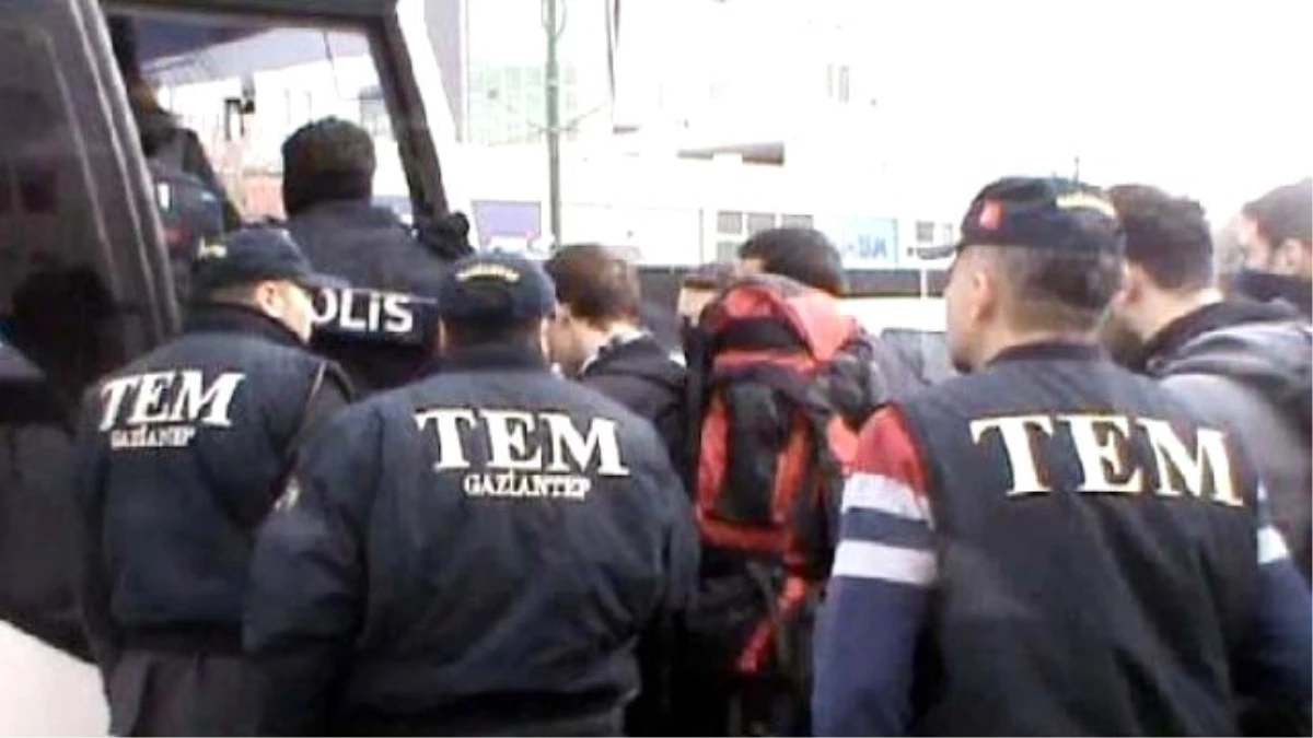 Gaziantep\'te Işid\'e Giden 11 Kişi Tutuklandı