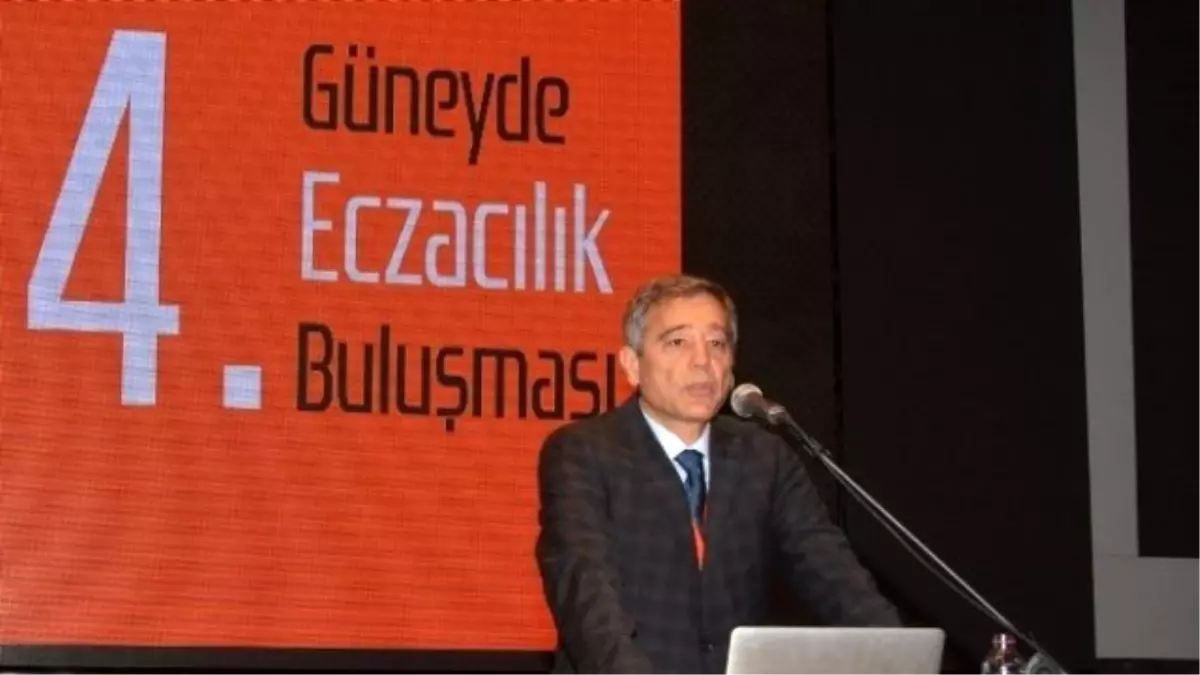 Güney Bölgesi Eczacıları Adana\'da Buluştu