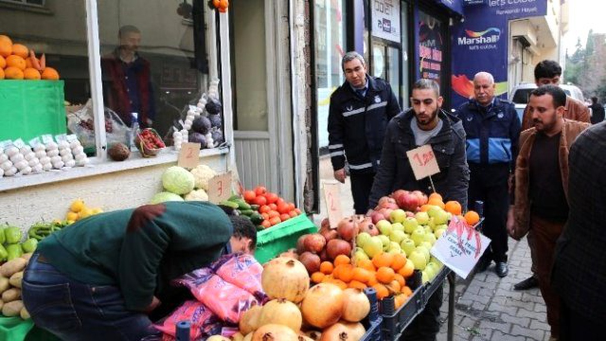 Haliliye Belediyesi Zabıta Ekiplerinden Kaldırım İşgali Denetimi