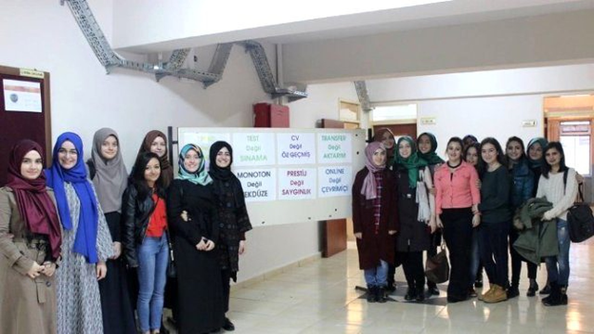 Kent Konseyi Gençlik Meclisi Farklı Projelerle Faaliyetlerini Sürdürüyor