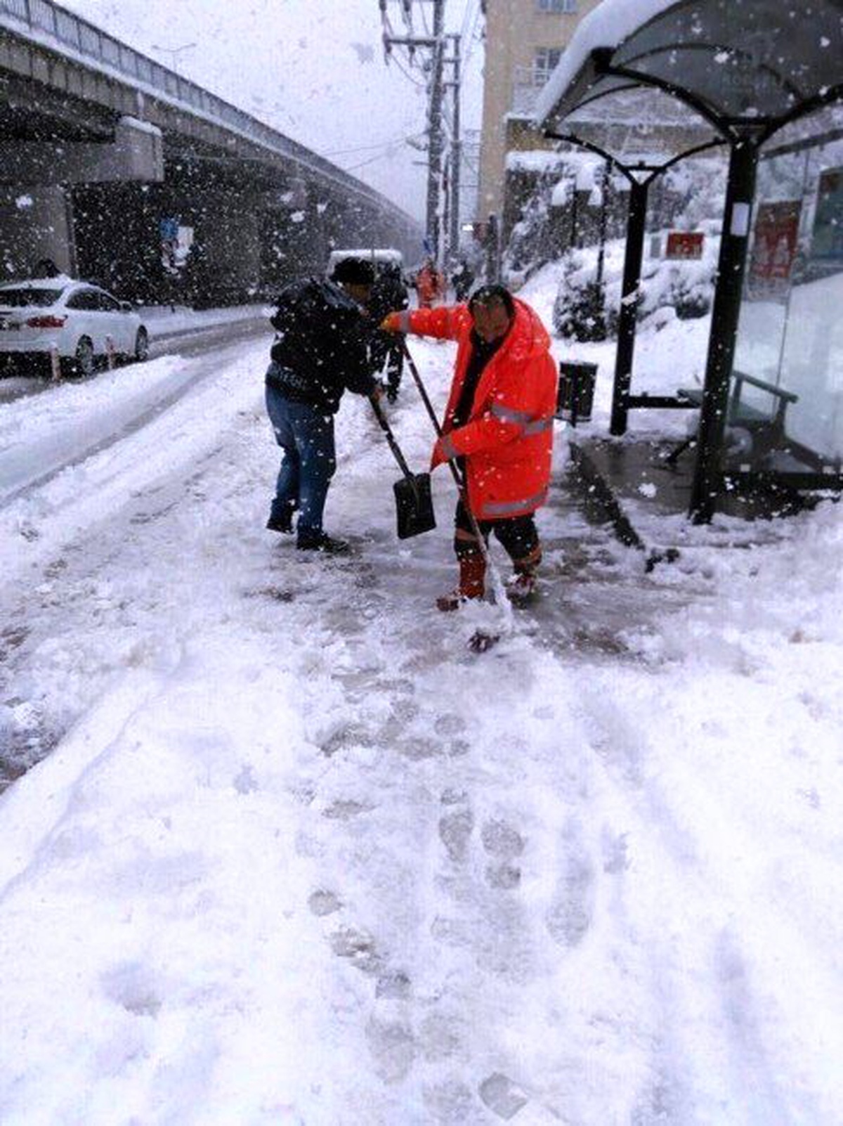 Körfez Belediyesi Kara Geçit Vermedi