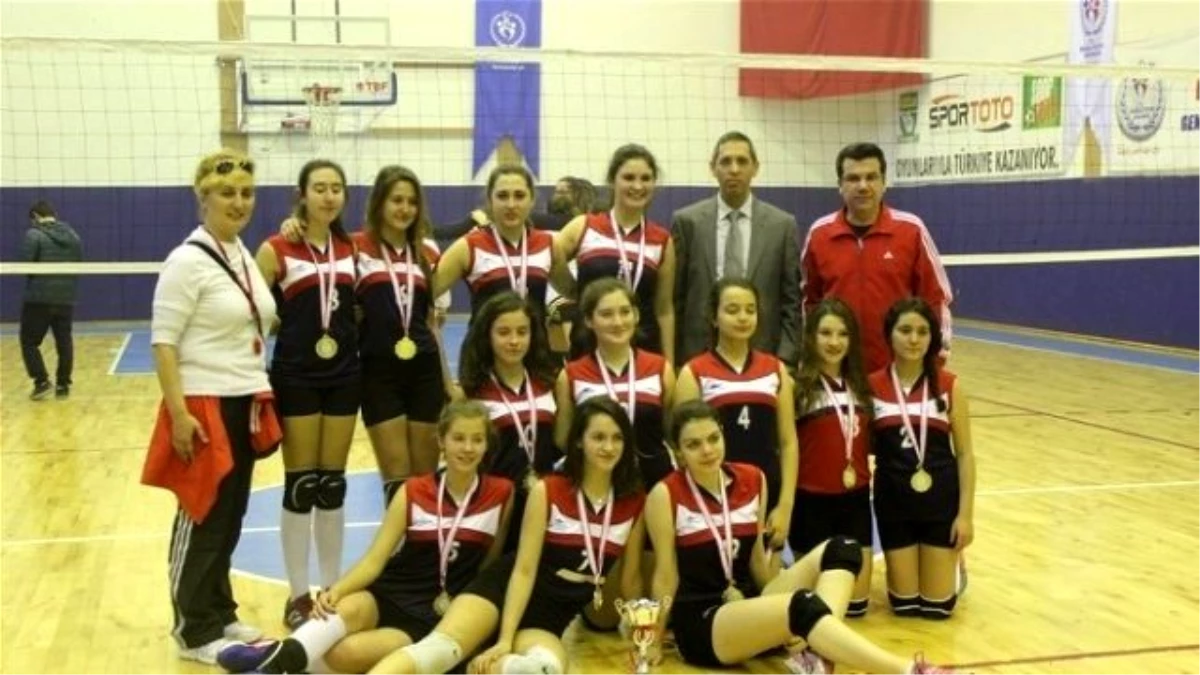 Liseli Kızların Voleybol Turnuvası