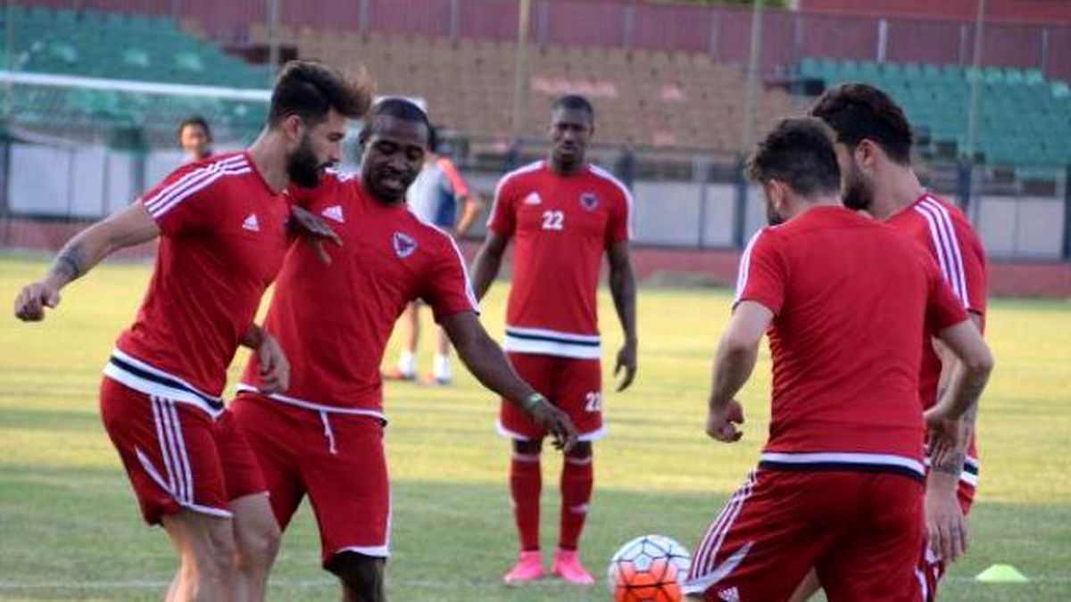 Mersin İdmanyurdu Antalya\'da Kamp Yapacak