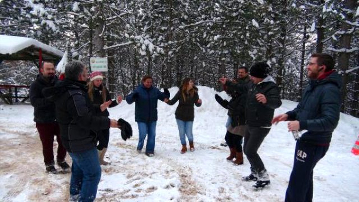 Tatilciler, Kartepe\'ye Akın Etti