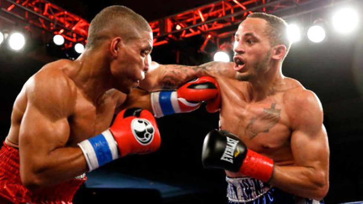 Tek Yumrukla Rakibini Yere Serdi