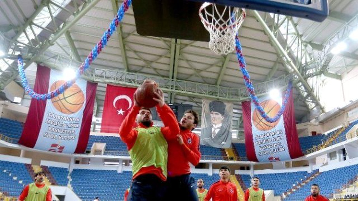 Trabzonspor Salonda Çalıştı