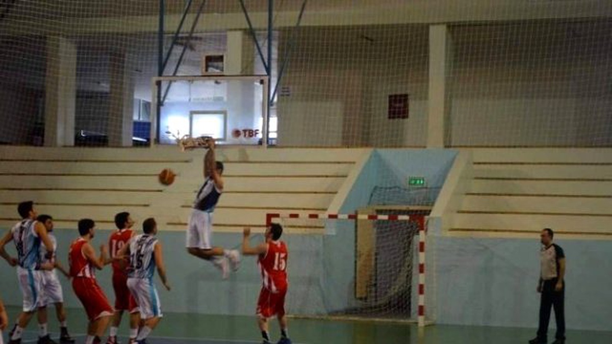 Üniversiteler Gençlik ve Spor Kulübü 10 Maçta Bin Sayı Barajını Aştı