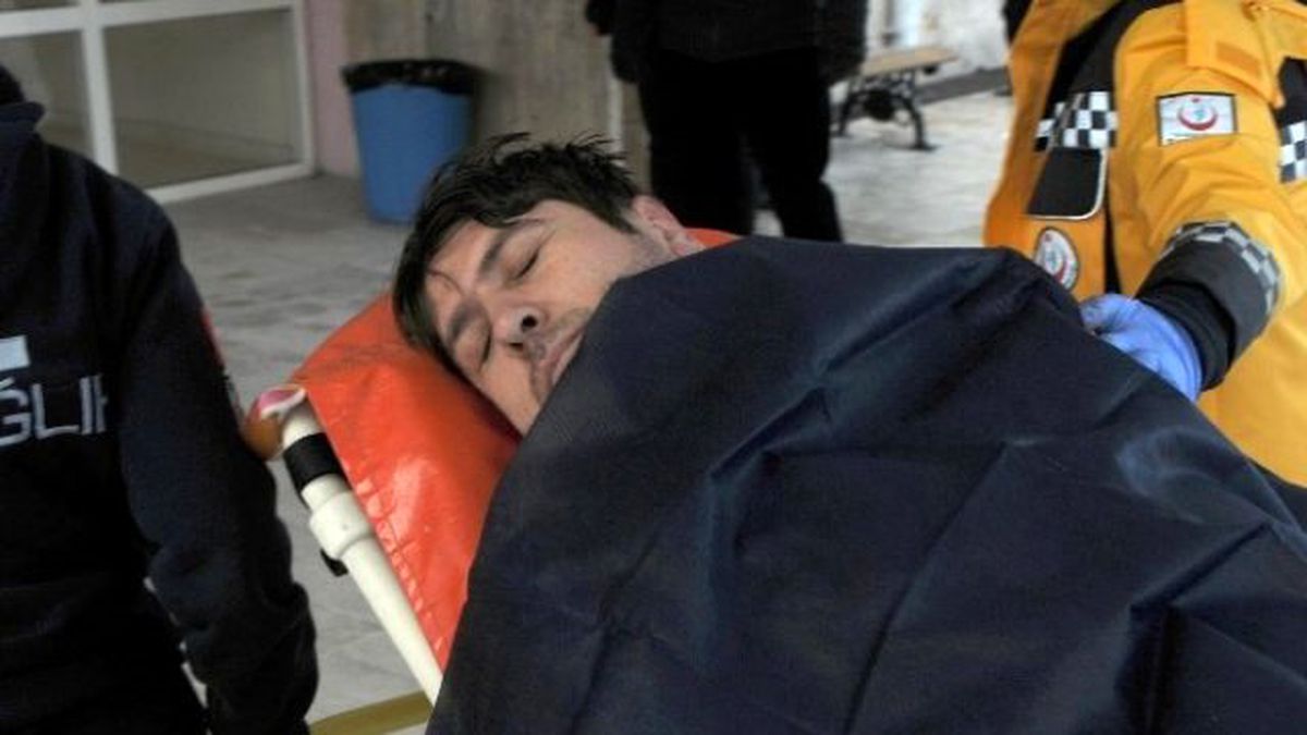 Üvey Baba ile Üvey Oğlu Birbirlerini Bıçakladı