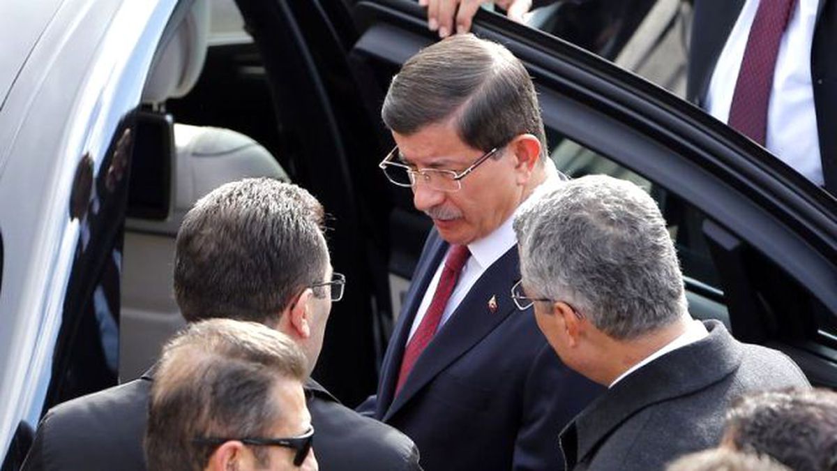 Başkanlar Hakkındaki Yolsuzluk İddiası, AK Parti'yi Harekete Geçirdi