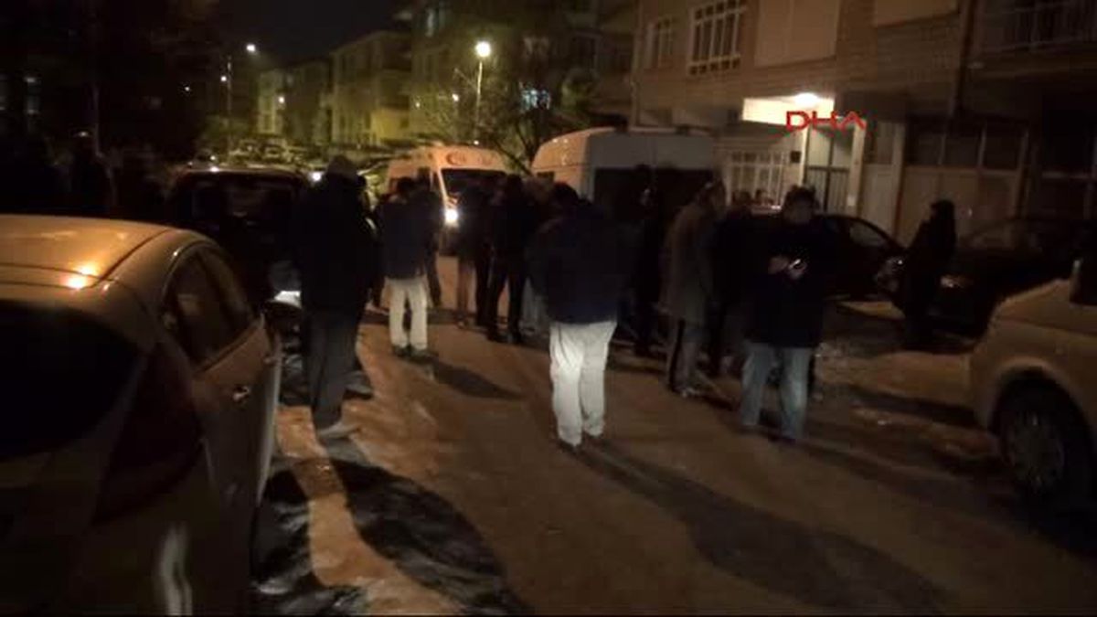 Cinnet Getiren Baba Ailesini Katledip İntihar Etti: 4 Ölü, 2 Yaralı