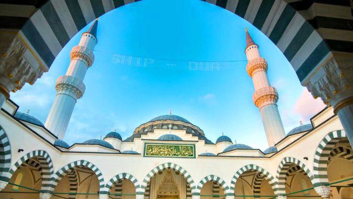 Cumhurbaşkanı Erdoğan, ABD'nin İlk Çift Minareli Camisini Açacak