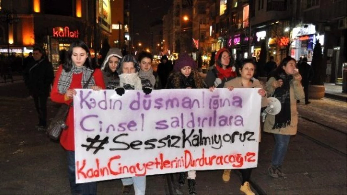 Kadınlardan İstanbul\'daki Tecavüz Olayına Tepki
