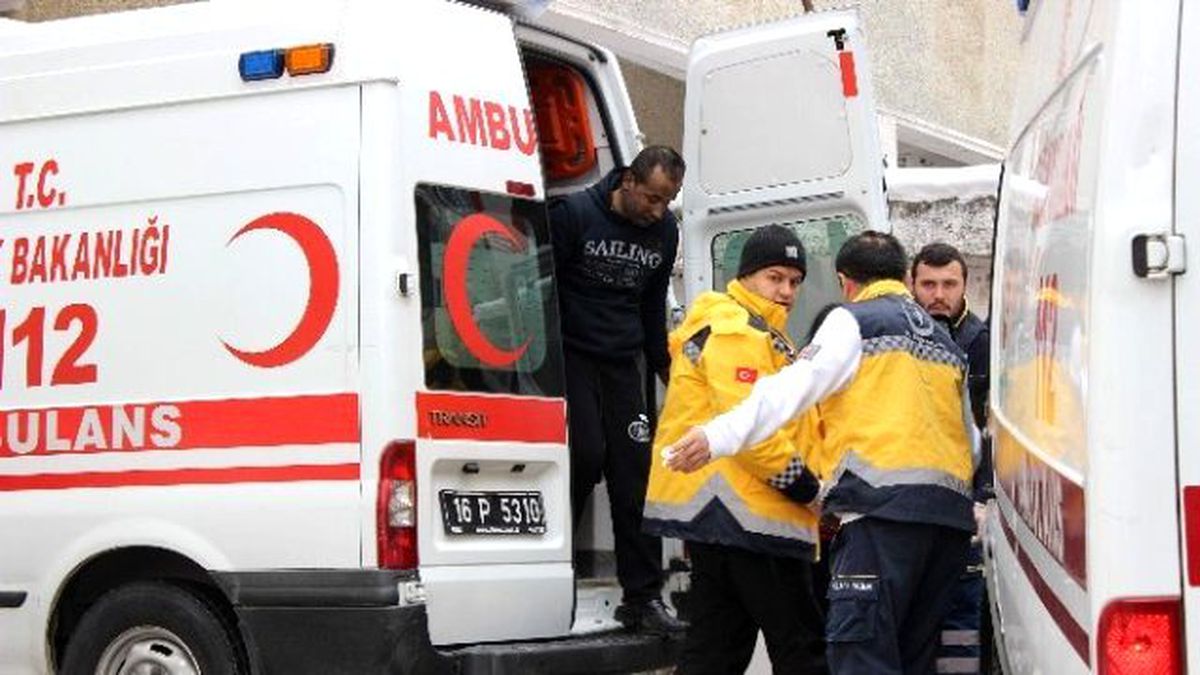 Kahraman Baba Çocuklarını Alevlerin Arasından Son Anda Kurtardı